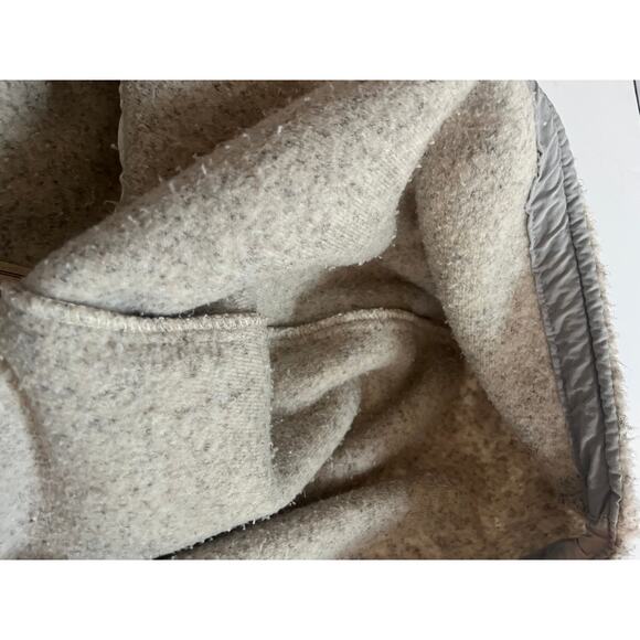 Woolrich soft sherpa hooded jacket size med - Picture 6 of 8